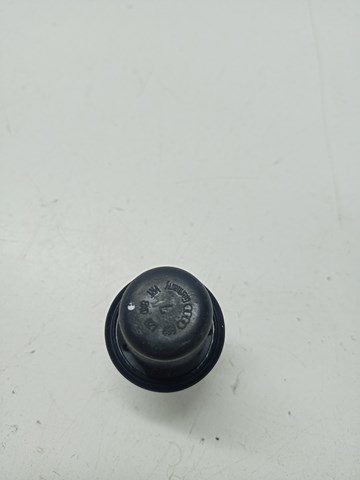 8X0821499 VAG 