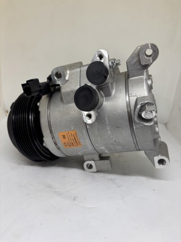Компресор системи кондиціювання Mazda KD7761450A ціна, від 248.53 USD