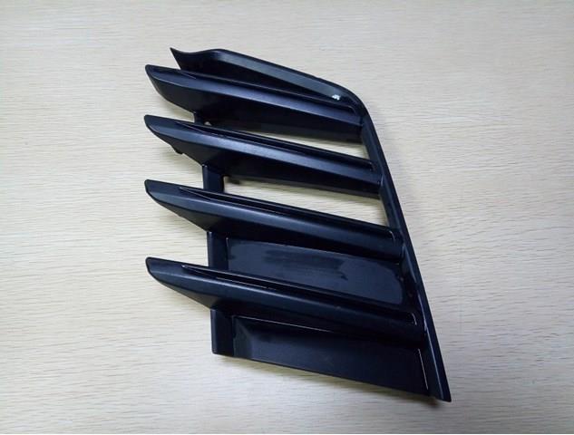 5311260440 Toyota Решітка радіатора