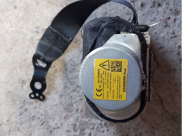 A2058600885 Mercedes Пасок безпеки задній правий