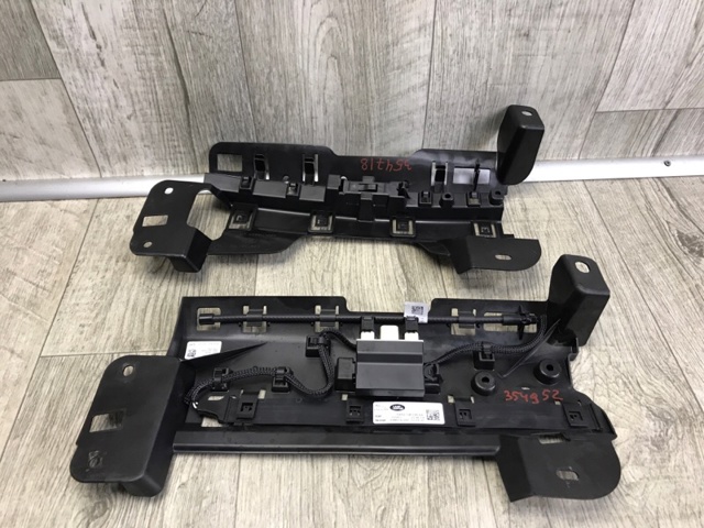 LR070764 Land Rover 