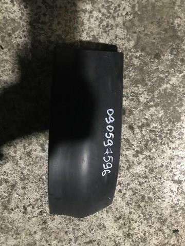 Накладка під задній ліхтар, правий 90597596 General Motors