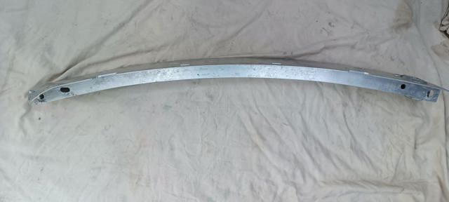 Підсилювач бампера переднього 620305NA0A Nissan/Infiniti