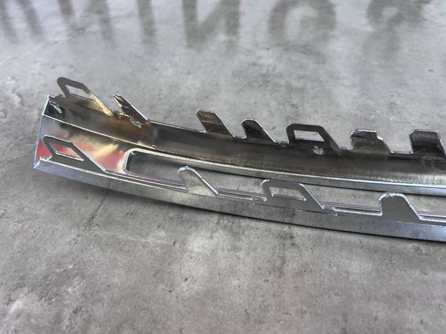 Накладка бампера переднього, ліва Autotechteile 1108881 ціна, від 46.42 USD