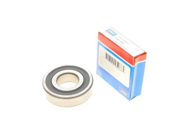 Купити 63062RS1 SKF Підшипник піввісі заднього моста
