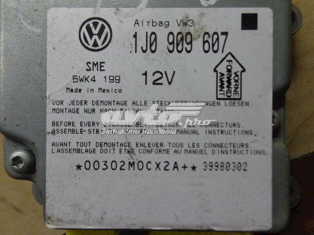 Модуль-процесор керування подушки безпеки VAG 1J0909607 ціна, від 7.03 USD