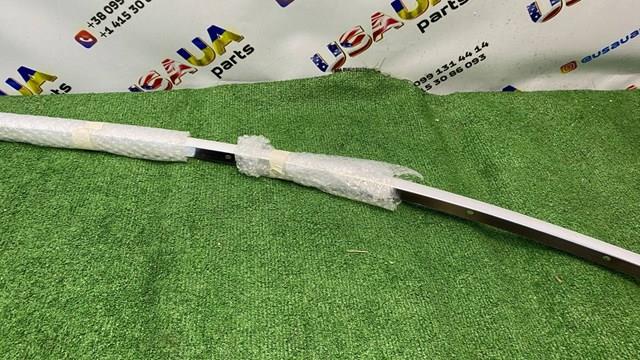 Купити 108352000D Tesla Молдинг даху, правий