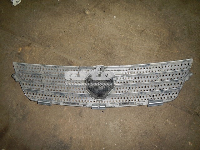 Решітка Mercedes A2038801283