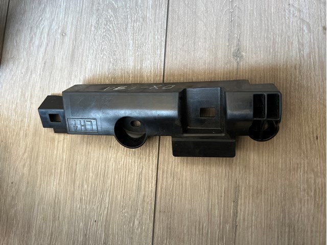 828D75NA0A Nissan/Infiniti 