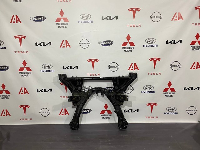 104453100B Tesla Передня балка