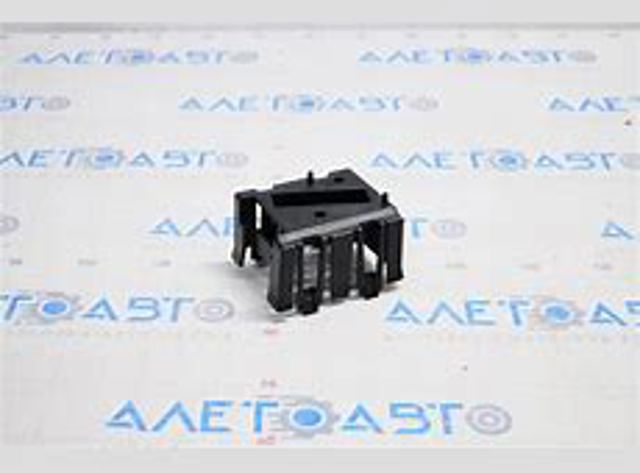 Купити FP8502982 FPS Кронштейн радара круїз контролю (дистроніка)