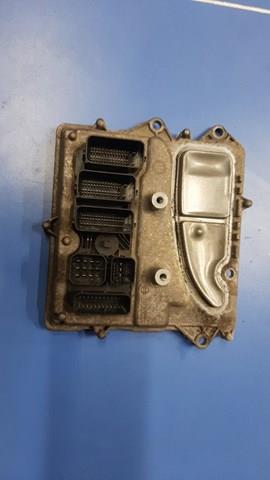 Електронний блок керування двигуном 12147632115 BMW