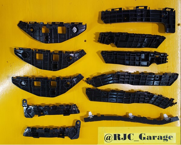Кронштейн бампера переднього, правий 5253548013 Toyota