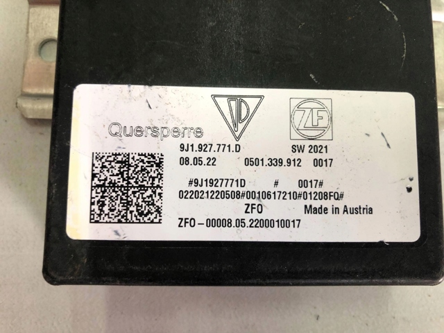 Модуль керування (ЕБУ) повним приводом VAG 9J1927771D ціна, від 126.98 USD