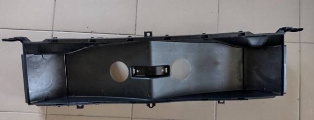 Купити 105807300B Tesla Повітропровід радіатора