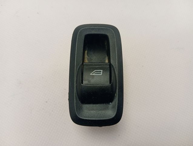 Кнопковий блок керування склопідіймачами передній правий Ford D2BT14529AA ціна, від 12.67 USD