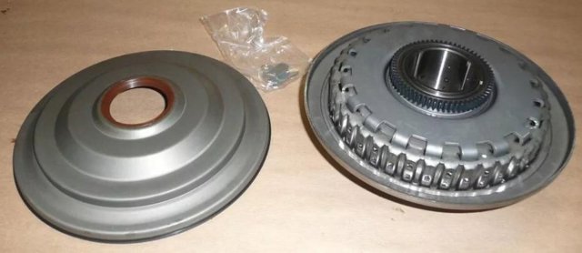 Комплект зчеплення (3 частини) Renault (RVI) 302053298R ціна, від 1417.45 USD