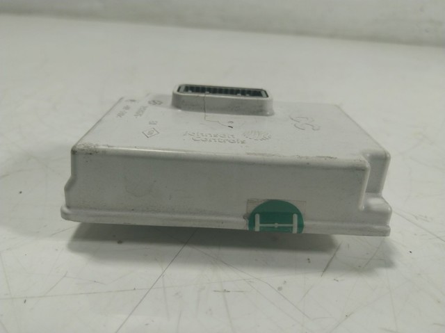 Антена GPS 283C95247R Renault (RVI)
