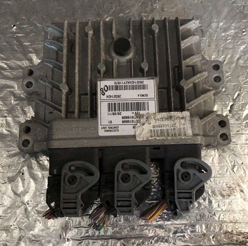 Електронний блок керування двигуном 237101989R Renault (RVI)