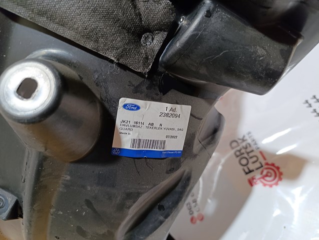 2630413 Ford Підкрилок переднього крила, правий