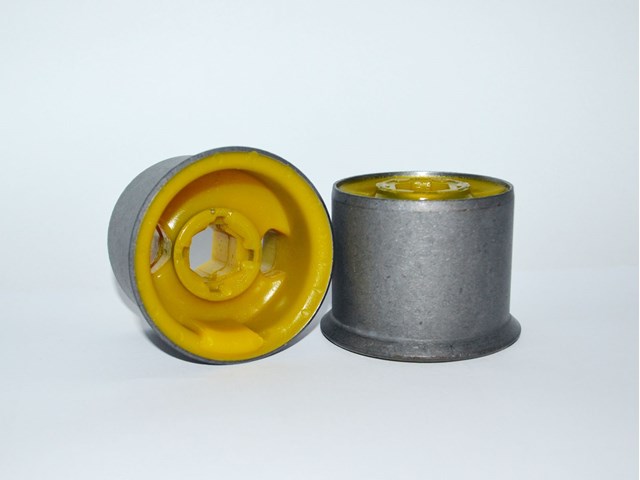 Сайлентблок нижнього важеля передньої підвіски Polybush 020068 ціна, від 5.54 USD