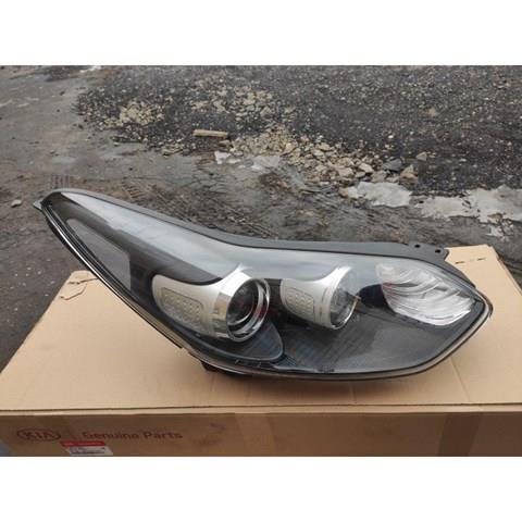 Фара права 92102F1011 Hyundai/Kia