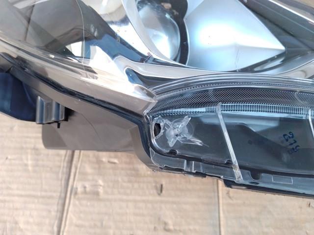 Фара права 811300DK00 Toyota