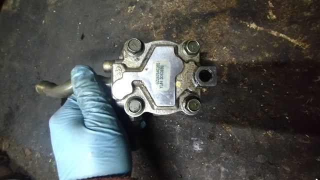 Насос ГПК Ford YL843D639BD ціна, від 154.67 USD