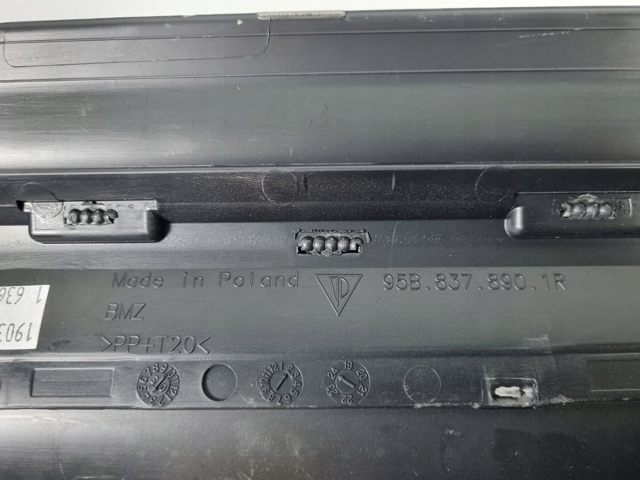  95B898561F Porsche