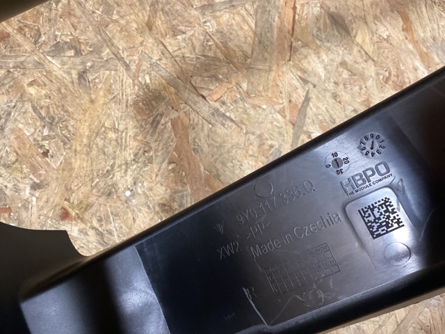  9Y0117336QOK1 Porsche