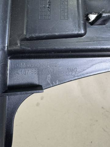 Кронштейн бампера заднього, центральний Mercedes A1678853805
