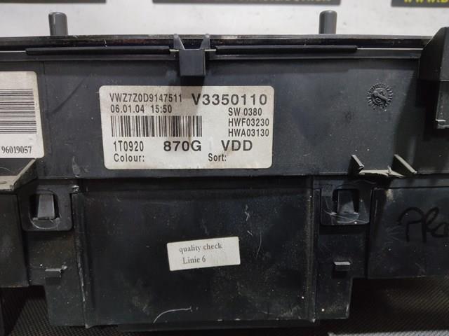 Прилади управління VAG 1T0920870G ціна, від 56.43 USD