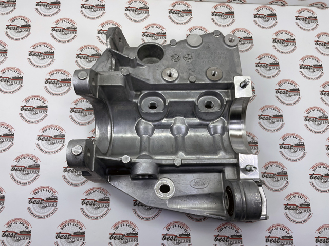  Land Rover LR105296