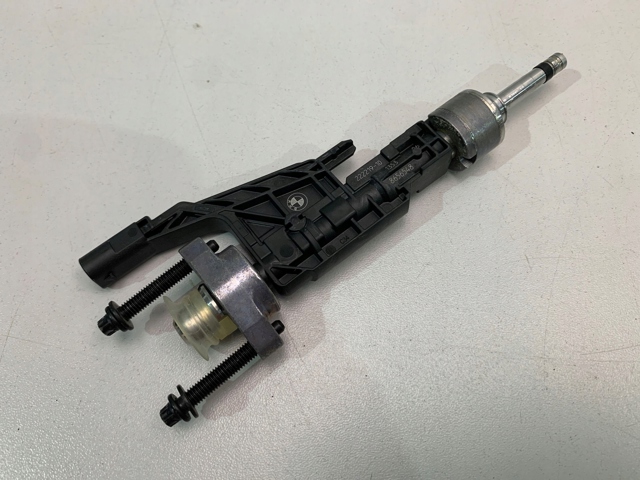 Форсунка паливна BMW 8656548 ціна, від 31.64 USD