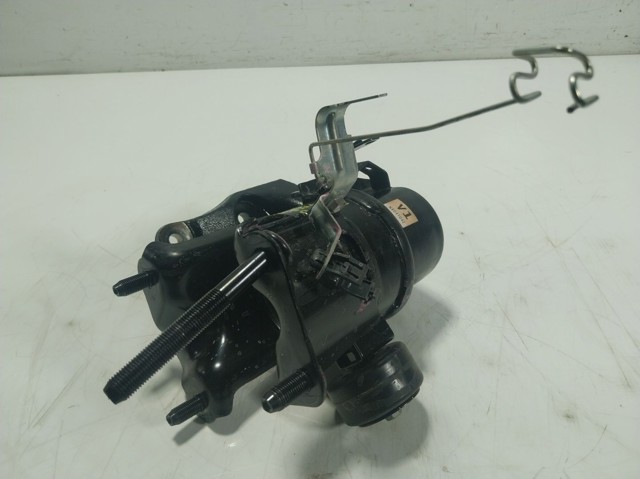 12371F0210 Toyota Задня подушка двигуна