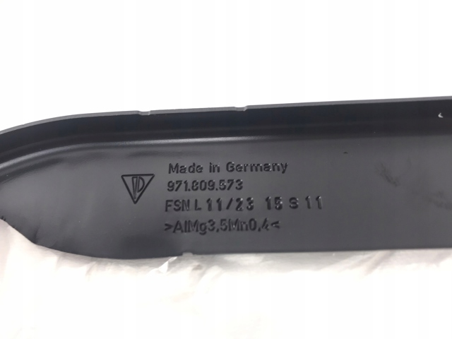  971809573YGRV Porsche