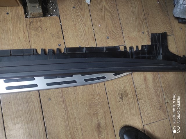 Купити A1676986500 Mercedes Підніжка ліва