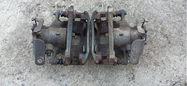 Супорт гальмівний задній правий Ford 1843320 ціна, від 60.01 USD