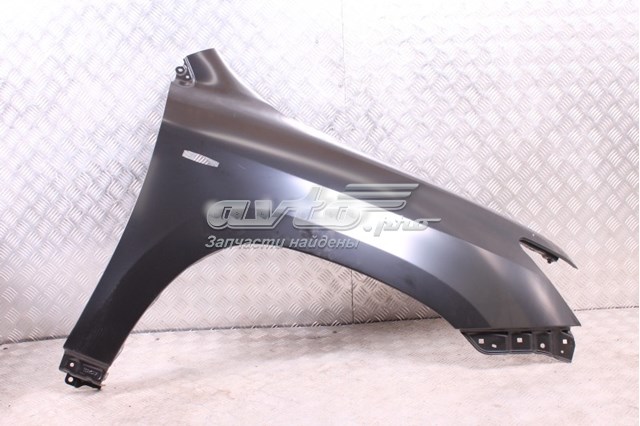Переднє праве крило Toyota 5380160C10