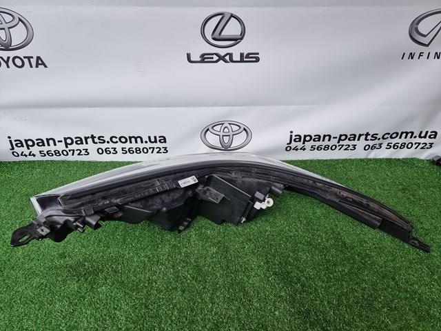 Фара правая Toyota 81130F4070 ціна, від 462.50 USD