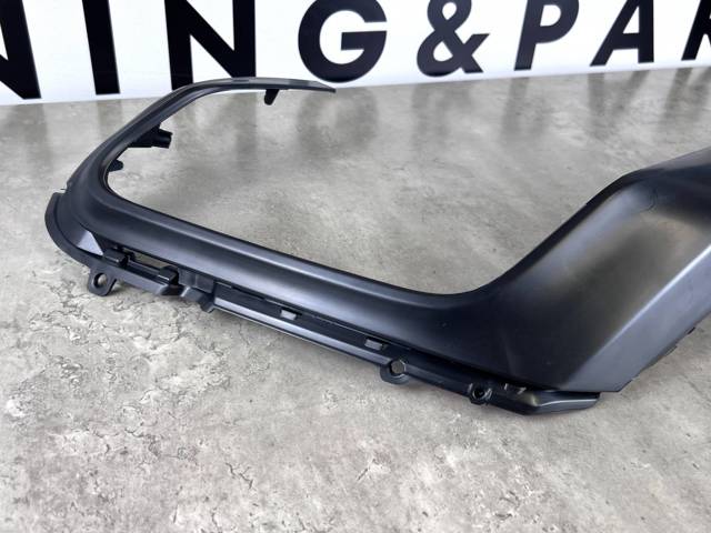 LR109691 Land Rover 