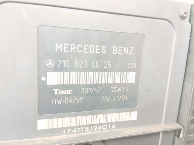 A2108200026 Mercedes Задня ліва зовнішня фара
