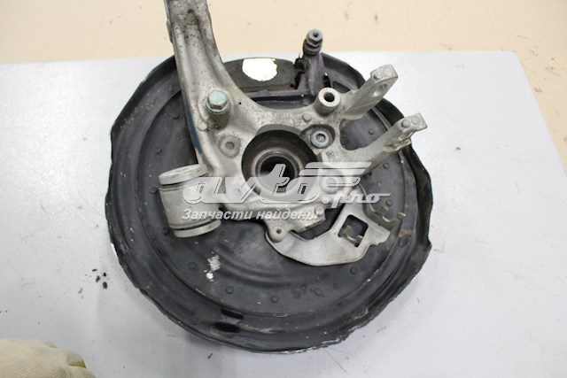 Купити 3D0505436M Bentley Кулак поворотний правий