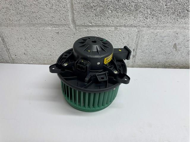 Вентилятора пічки 13265193 General Motors