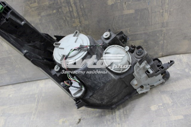 Фара ліва 8107005331 Toyota