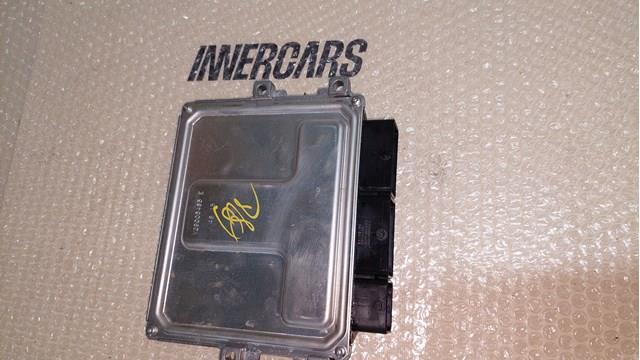 Електронний блок керування двигуном 237105499R Renault (RVI)