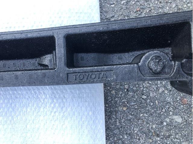 Абсорбер (наповнювач) бампера переднього 5261133360 Toyota