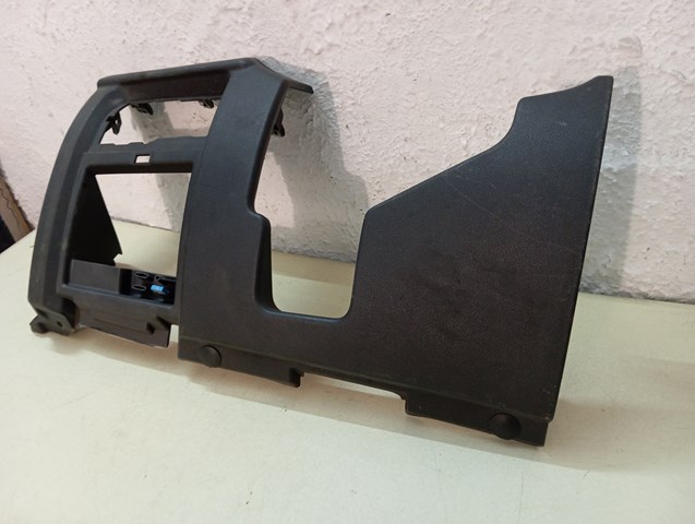  689210008R Renault (RVI)