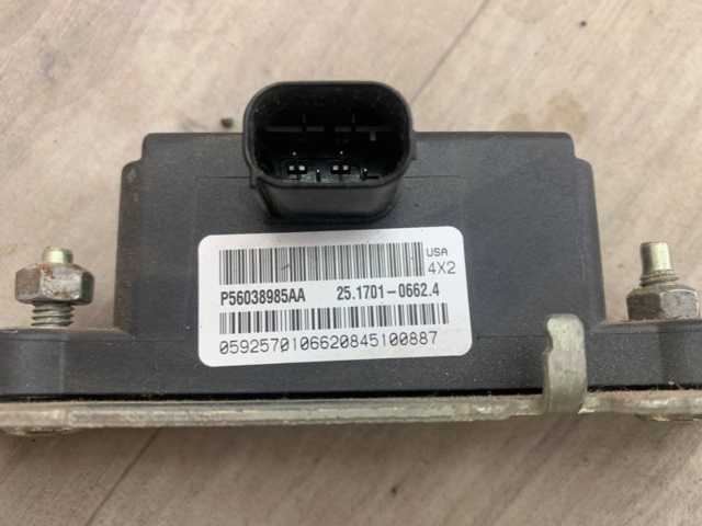 Купити P56038985AA Chrysler 