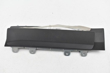 A1768600402 Mercedes 